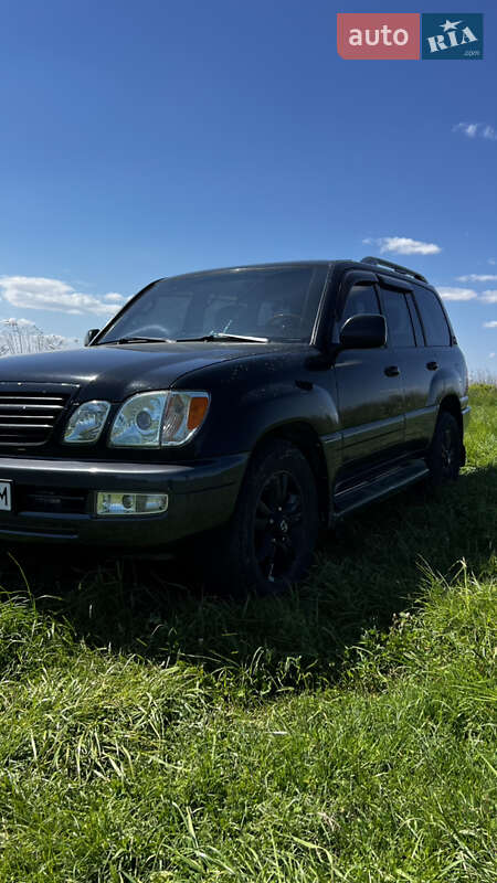 Позашляховик / Кросовер Lexus LX 2003 в 