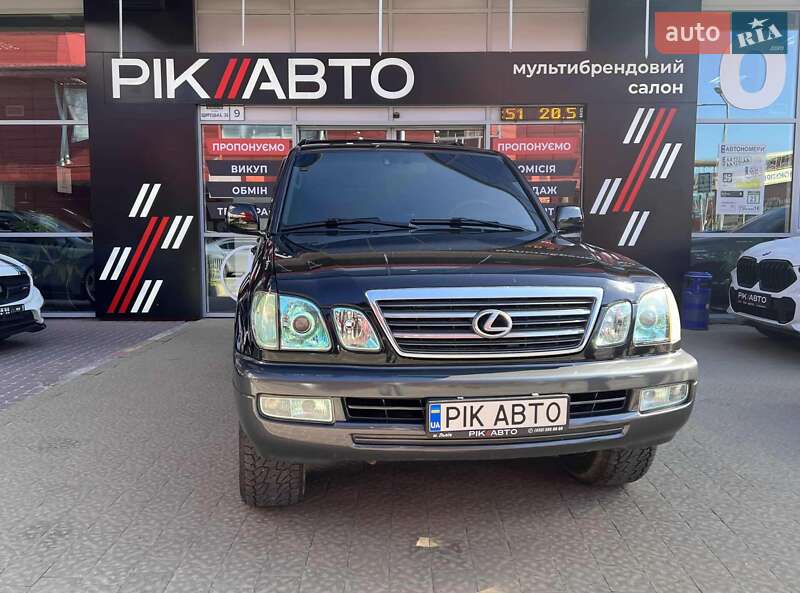 Позашляховик / Кросовер Lexus LX 2004 в Львові