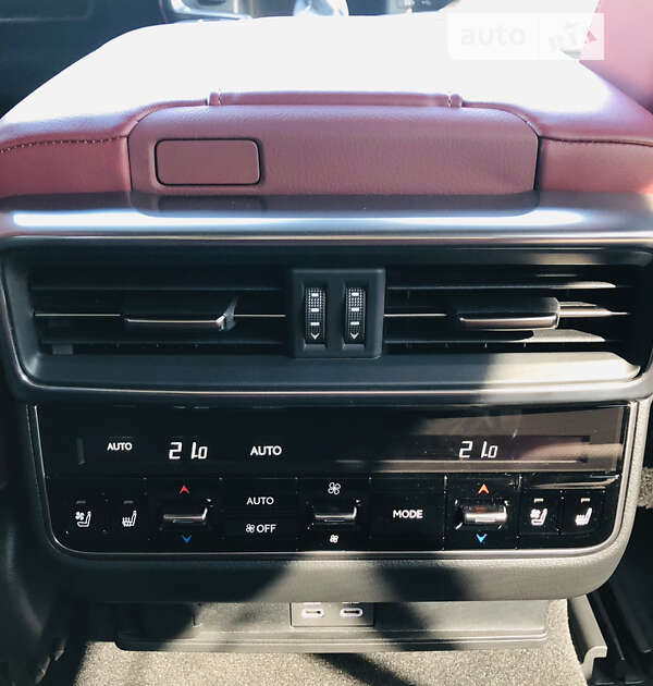 Позашляховик / Кросовер Lexus LX 2024 в Києві