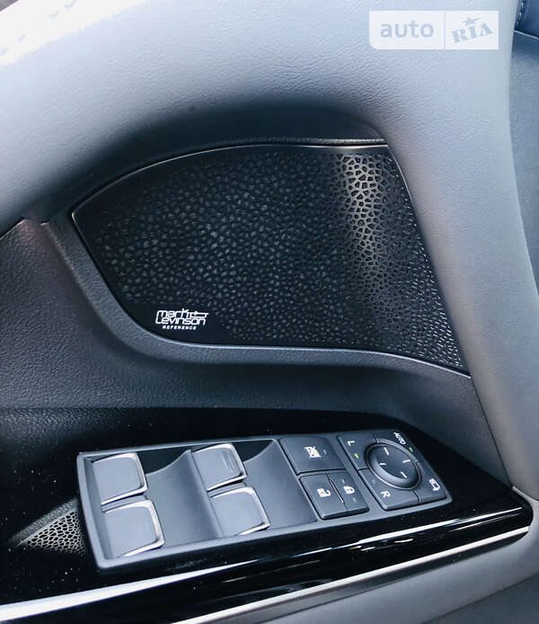 Позашляховик / Кросовер Lexus LX 2024 в Києві