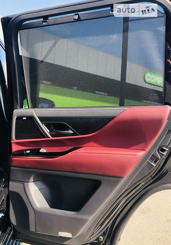 Позашляховик / Кросовер Lexus LX 2024 в Києві