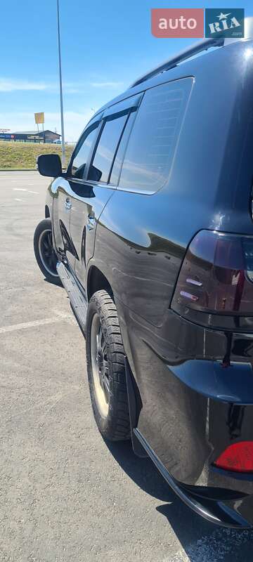 Позашляховик / Кросовер Lexus LX 2008 в Львові