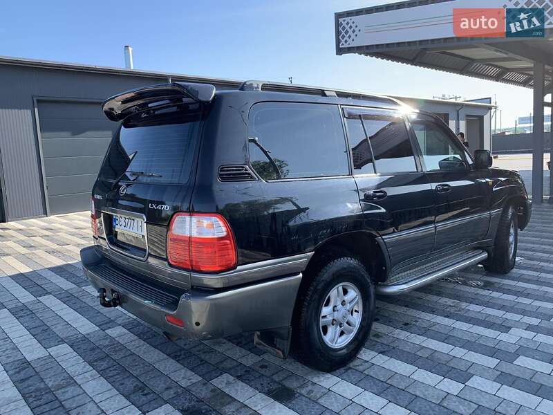 Позашляховик / Кросовер Lexus LX 2000 в Городку