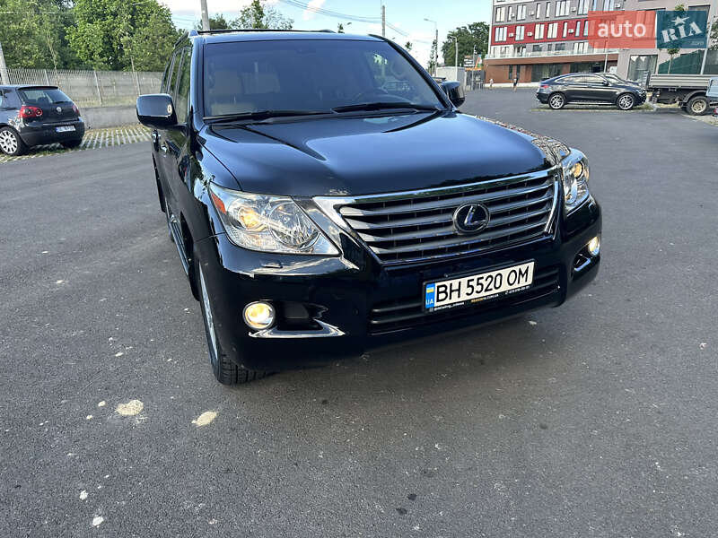Внедорожник / Кроссовер Lexus LX 2010 в Одессе