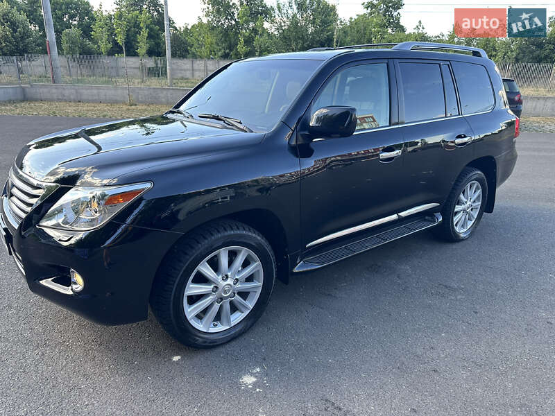 Внедорожник / Кроссовер Lexus LX 2010 в Одессе