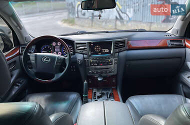 Позашляховик / Кросовер Lexus LX 2008 в 