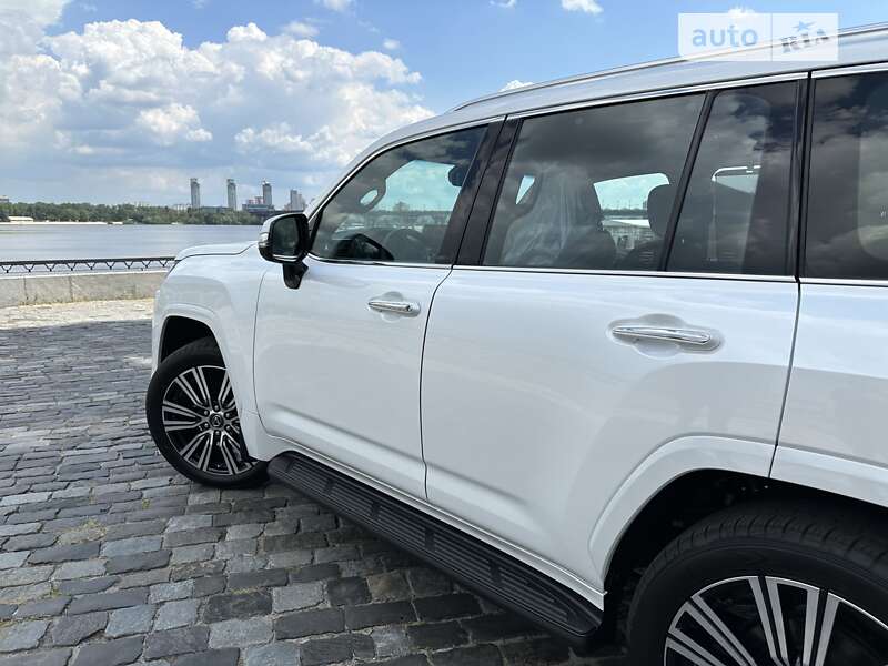 Позашляховик / Кросовер Lexus LX 2022 в Києві