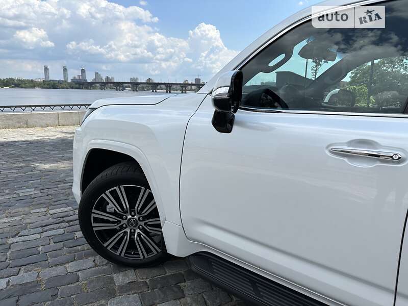 Позашляховик / Кросовер Lexus LX 2022 в Києві