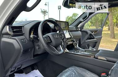 Внедорожник / Кроссовер Lexus LX 2022 в 