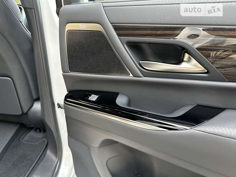 Позашляховик / Кросовер Lexus LX 2022 в Києві