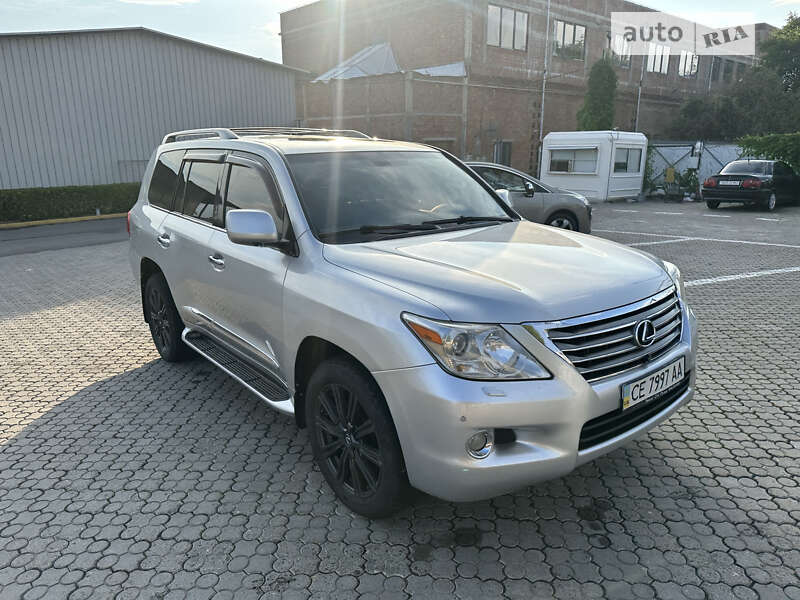 Позашляховик / Кросовер Lexus LX 2008 в Чернівцях