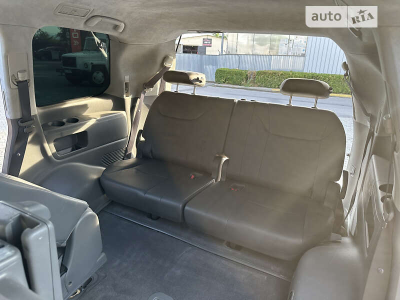 Позашляховик / Кросовер Lexus LX 2008 в Чернівцях