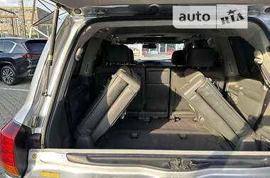Внедорожник / Кроссовер Lexus LX 2008 в 
