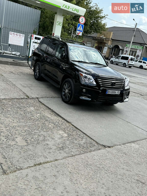 Внедорожник / Кроссовер Lexus LX 2010 в Измаиле фото 16 Внедорожник / Кроссовер Lexus LX 2010 в Измаиле