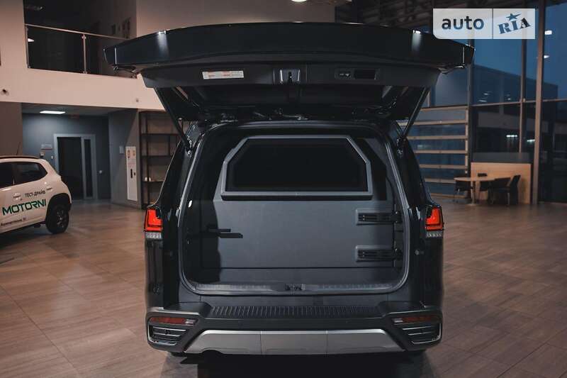 Внедорожник / Кроссовер Lexus LX 2024 в Днепре