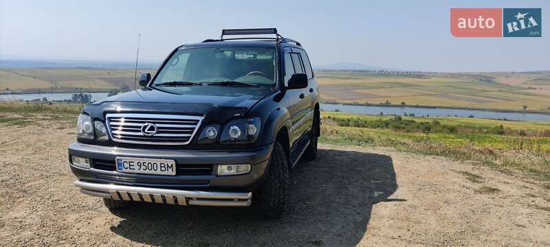 Позашляховик / Кросовер Lexus LX 2004 в Чернівцях
