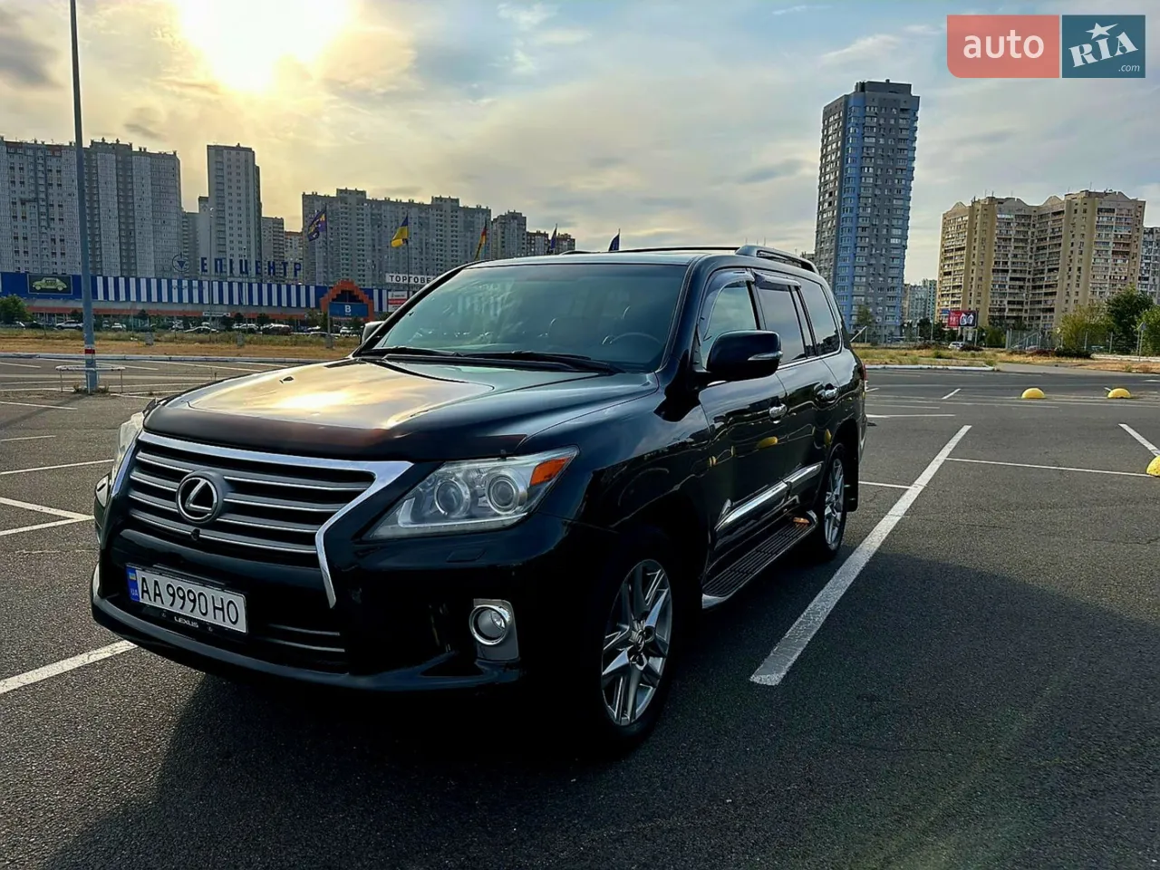 2011 Lexus LX - мініатюра 22