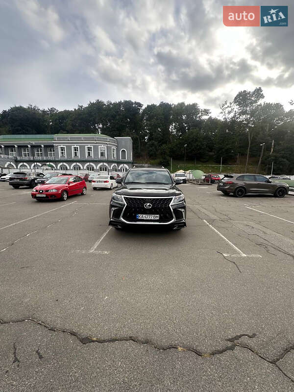 Внедорожник / Кроссовер Lexus LX 2015 в Киеве