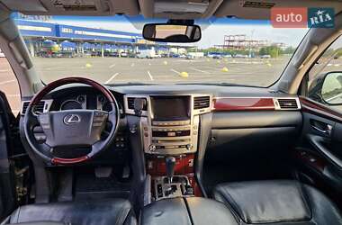 Внедорожник / Кроссовер Lexus LX 2012 в Киеве