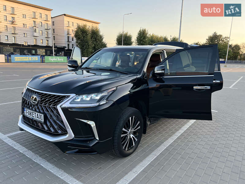 Внедорожник / Кроссовер Lexus LX 2011 в Тернополе