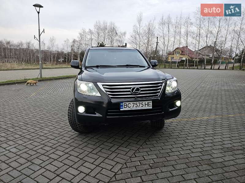Позашляховик / Кросовер Lexus LX 2010 в Дрогобичі
