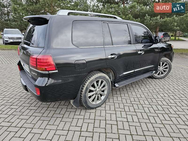 Позашляховик / Кросовер Lexus LX 2010 в Дрогобичі