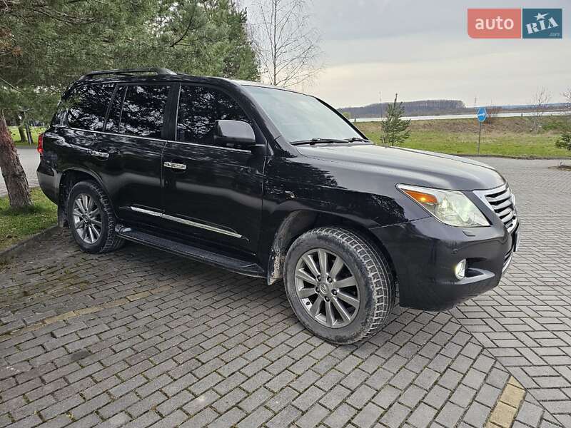 Позашляховик / Кросовер Lexus LX 2010 в Дрогобичі