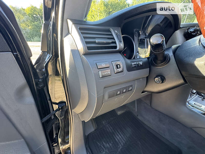Позашляховик / Кросовер Lexus LX 2010 в Дніпрі
