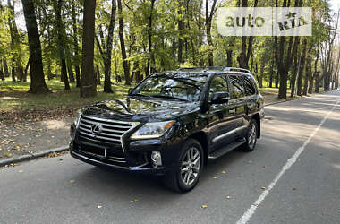 Внедорожник / Кроссовер Lexus LX 2013 в Черновцах