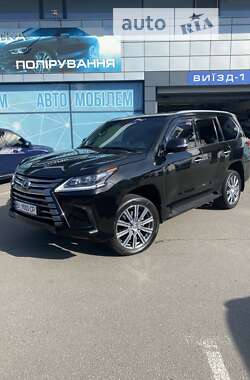 Позашляховик / Кросовер Lexus LX 2018 в Полтаві