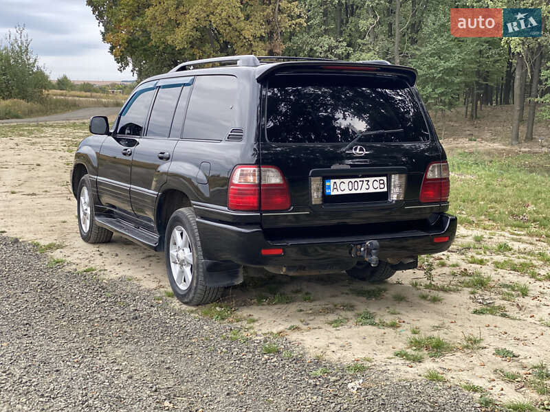 Позашляховик / Кросовер Lexus LX 2004 в Луцьку