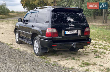 Внедорожник / Кроссовер Lexus LX 2004 в 