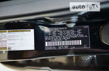 Позашляховик / Кросовер Lexus LX 2006 в 