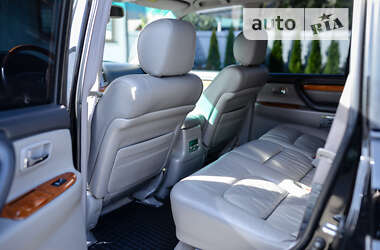 Позашляховик / Кросовер Lexus LX 2006 в 