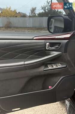 Внедорожник / Кроссовер Lexus LX 2011 в Харькове