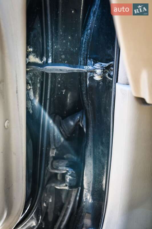 Внедорожник / Кроссовер Lexus LX 2003 в Львове фото 18 Внедорожник / Кроссовер Lexus LX 2003 в Львове