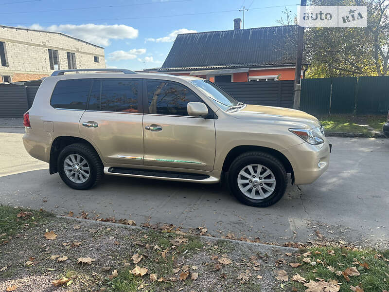 Позашляховик / Кросовер Lexus LX 2008 в Рокитному