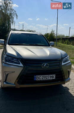 Внедорожник / Кроссовер Lexus LX 2016 в 