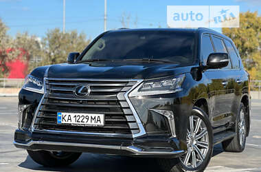 Позашляховик / Кросовер Lexus LX 2016 в Києві