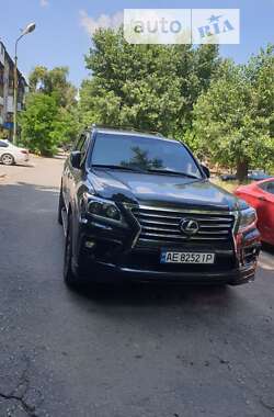 Внедорожник / Кроссовер Lexus LX 2015 в Одессе