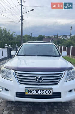 Внедорожник / Кроссовер Lexus LX 2011 в 