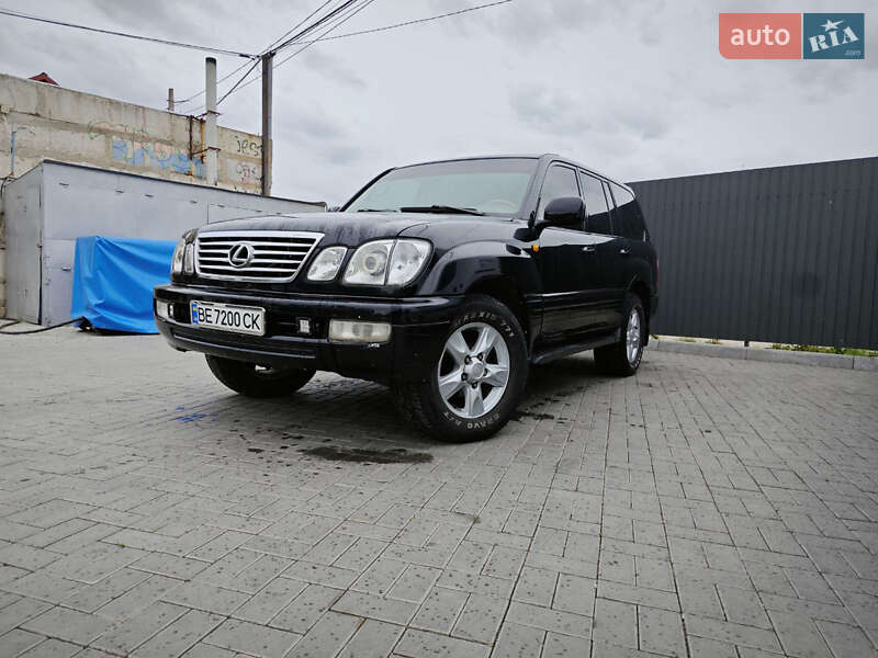 Внедорожник / Кроссовер Lexus LX 2000 в Киеве