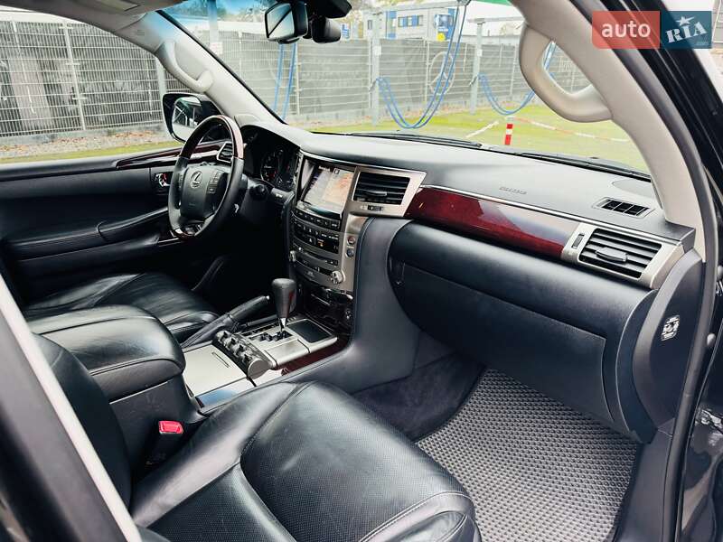 Внедорожник / Кроссовер Lexus LX 2013 в Днепре фото 13 Внедорожник / Кроссовер Lexus LX 2013 в Днепре