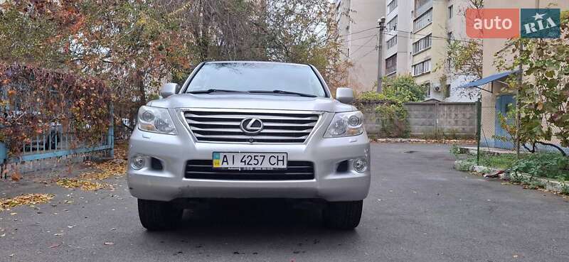 Внедорожник / Кроссовер Lexus LX 2008 в 