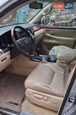 Внедорожник / Кроссовер Lexus LX 2008 в 