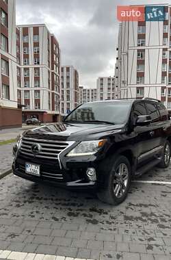 Позашляховик / Кросовер Lexus LX 2014 в 