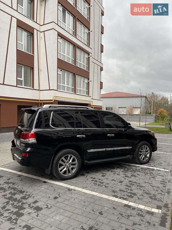 Внедорожник / Кроссовер Lexus LX 2014 в Ивано-Франковске