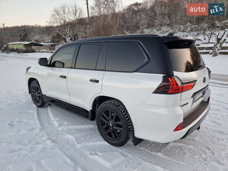 Позашляховик / Кросовер Lexus LX 2016 в Житомирі