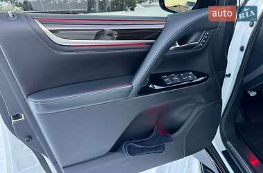 Позашляховик / Кросовер Lexus LX 2016 в 