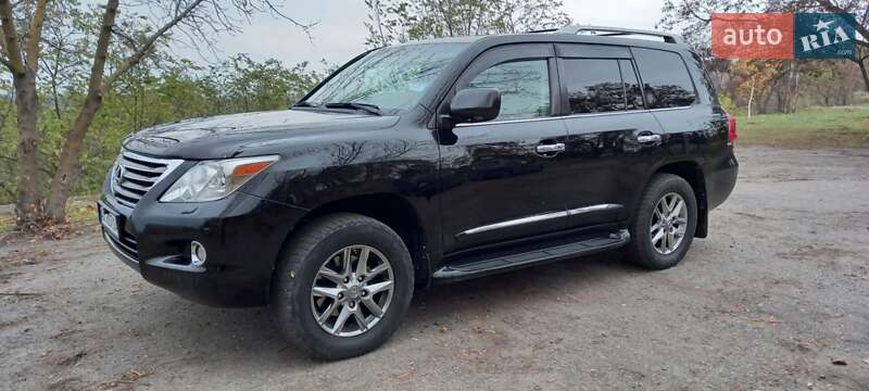 Позашляховик / Кросовер Lexus LX 2008 в Харкові